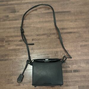 Black Steve Madden purse